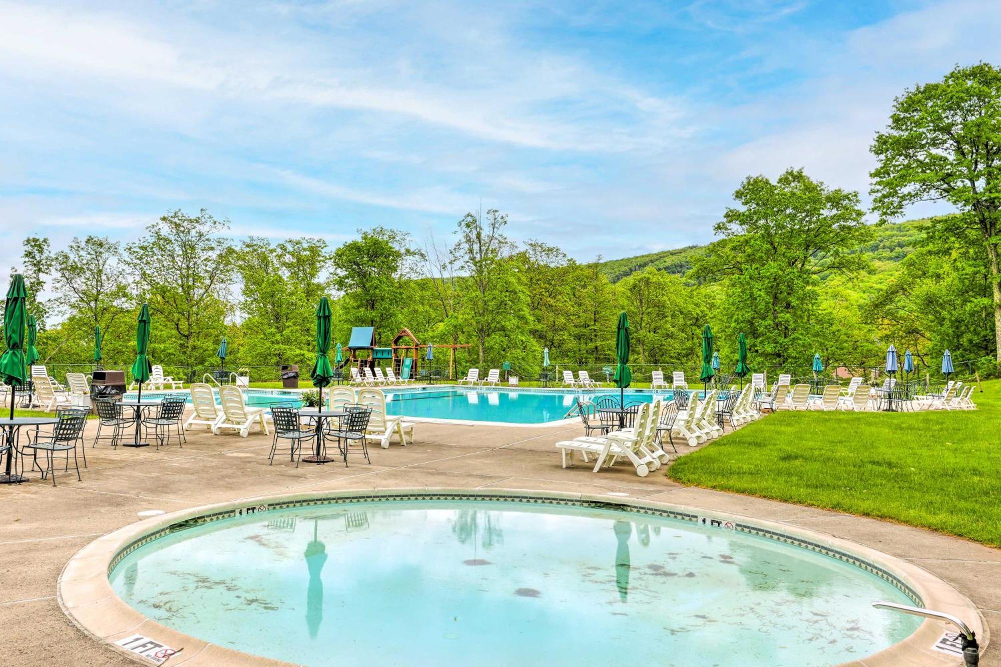 Holiday home Modern Family Less Than 1 Mi To Camelback Resort! *