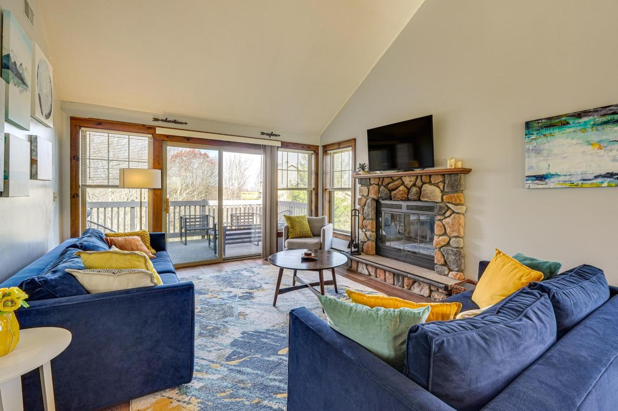 Modern Family Less Than 1 Mi To Camelback Resort! Tannersville
